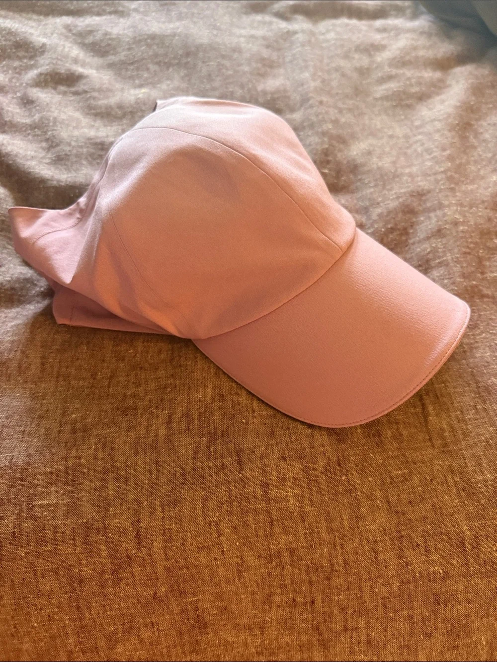 Lululemon ponytail hat